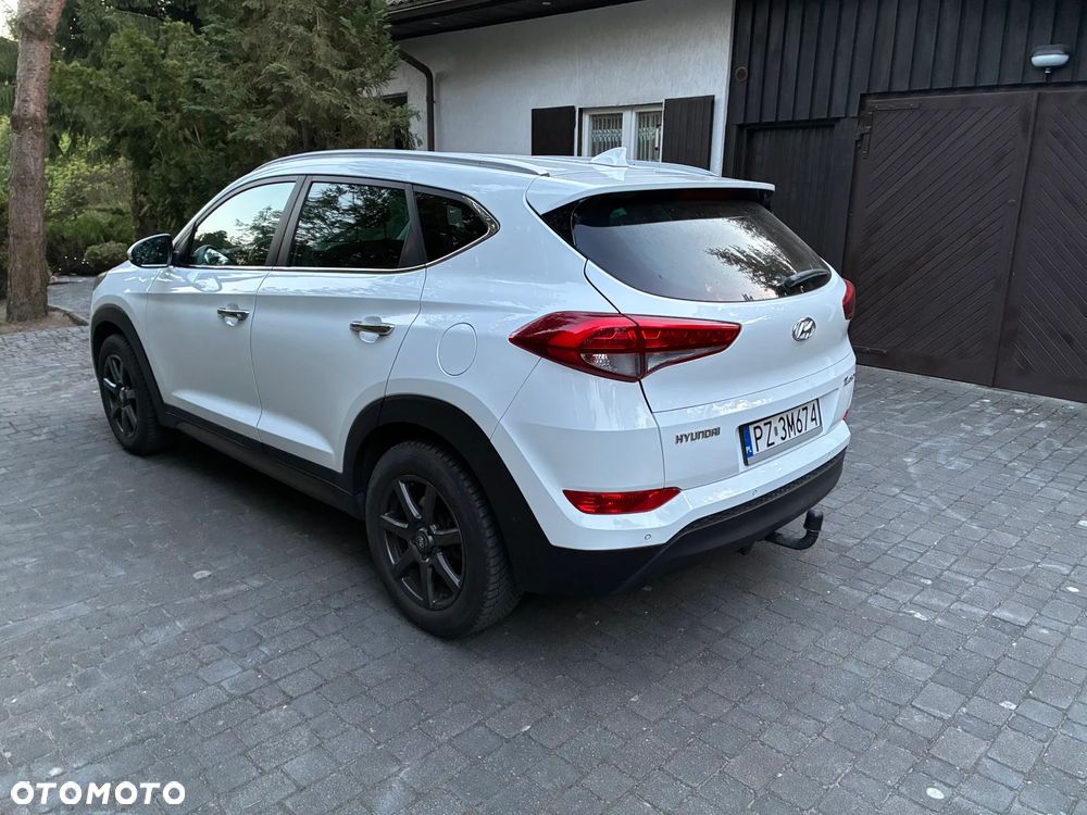 Hyundai Tucson blue 1.7 CRDi 2WD DCT Advantage - 4