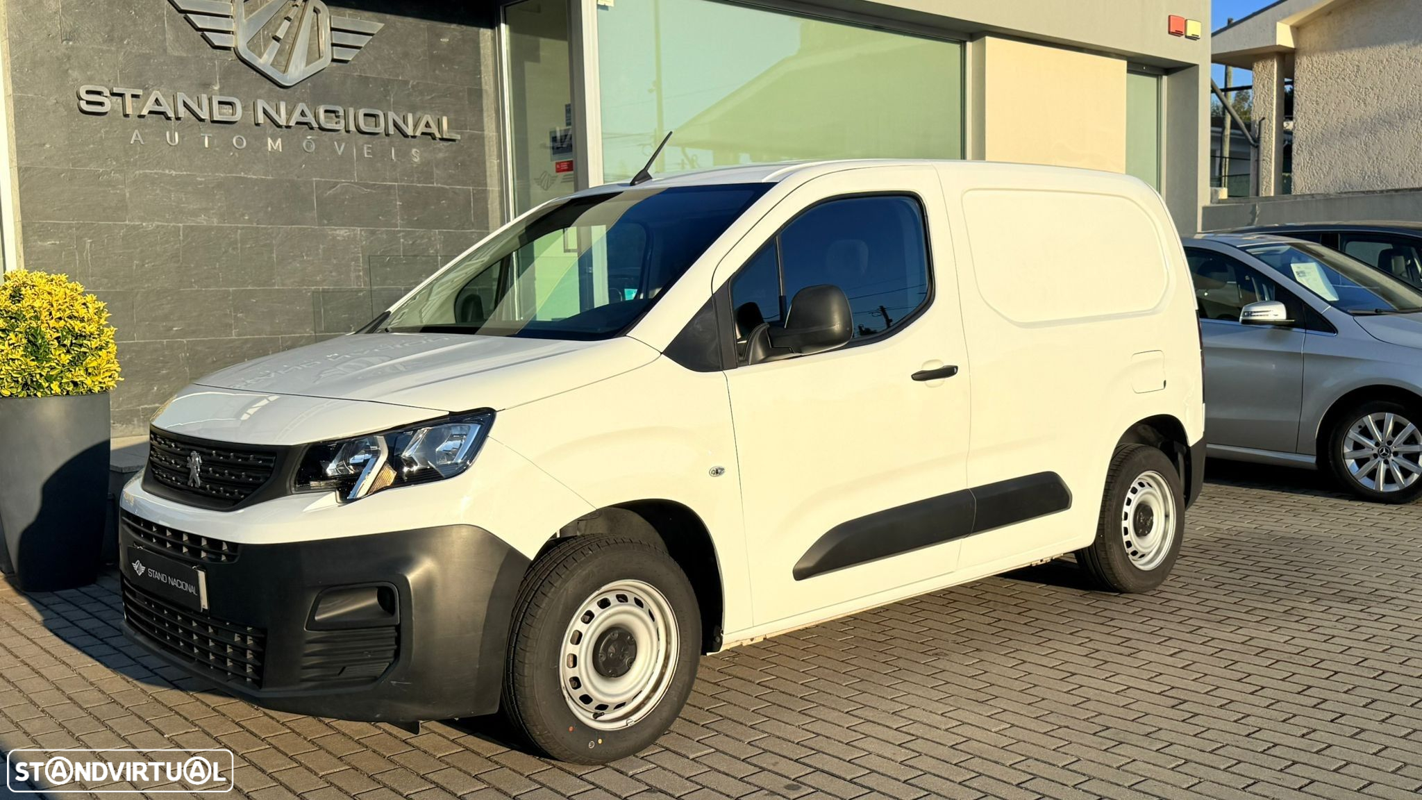 Peugeot Partner 1.5 BlueHDi Pro Standard - 5