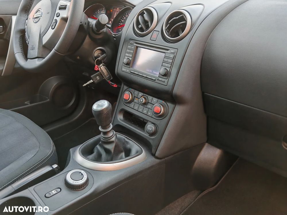 Nissan Qashqai+2 2.0 dCi DPF 4x4 tekna - 13