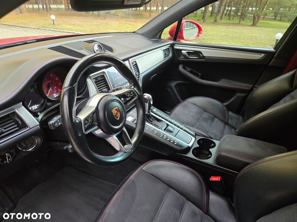 Porsche Macan GTS PDK - 21