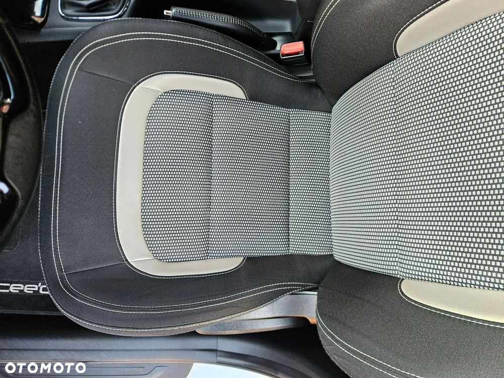 Kia Ceed 1.4 CVVT Dream-Team Edition - 22
