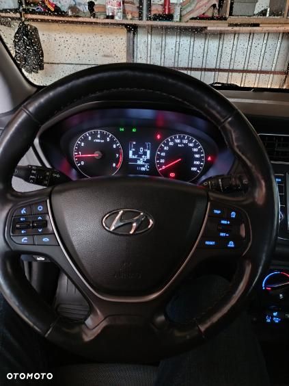 Hyundai i20 1.2 Comfort - 14