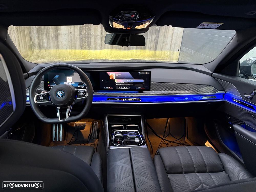 BMW i7 xDrive60 Pack Desportivo M Pro - 7
