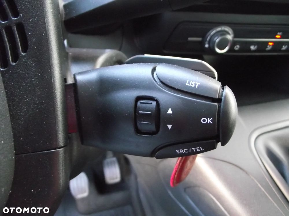 Toyota Proace City Verso Long 1.5 D-4D Business - 24