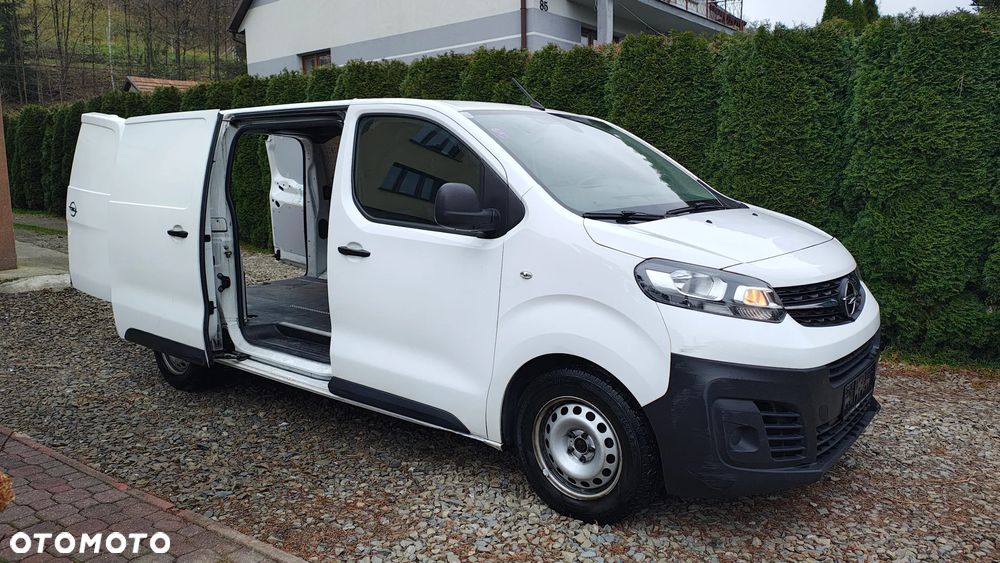 Opel Vivaro - 11