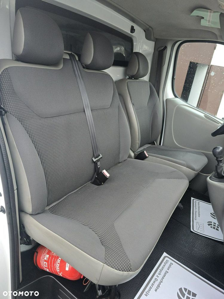Renault Trafic - 16