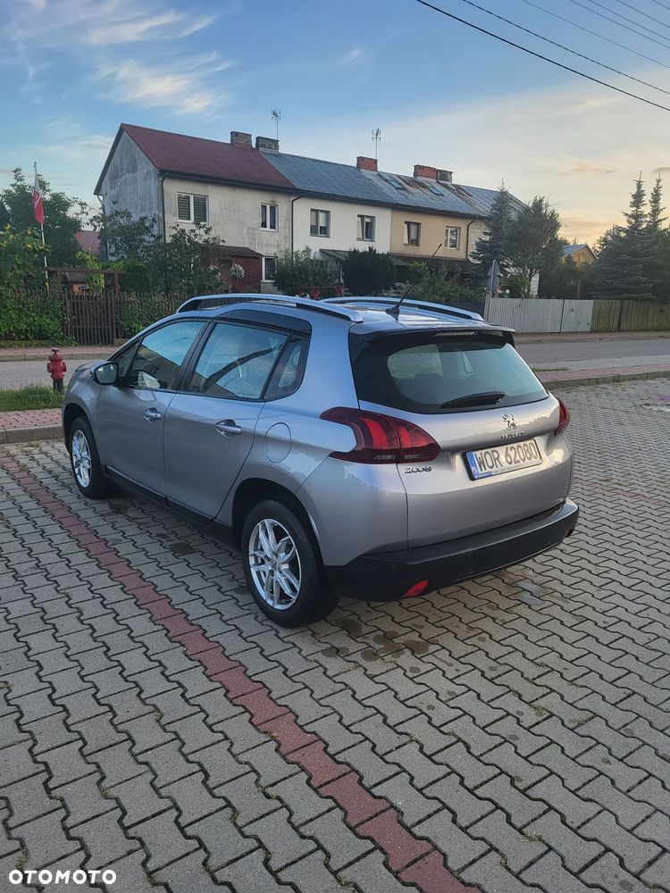 Peugeot 2008 1.2 Pure Tech Active S&S - 6