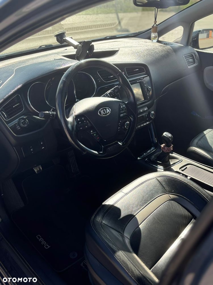 Kia Ceed 1.6 CRDi XL - 16
