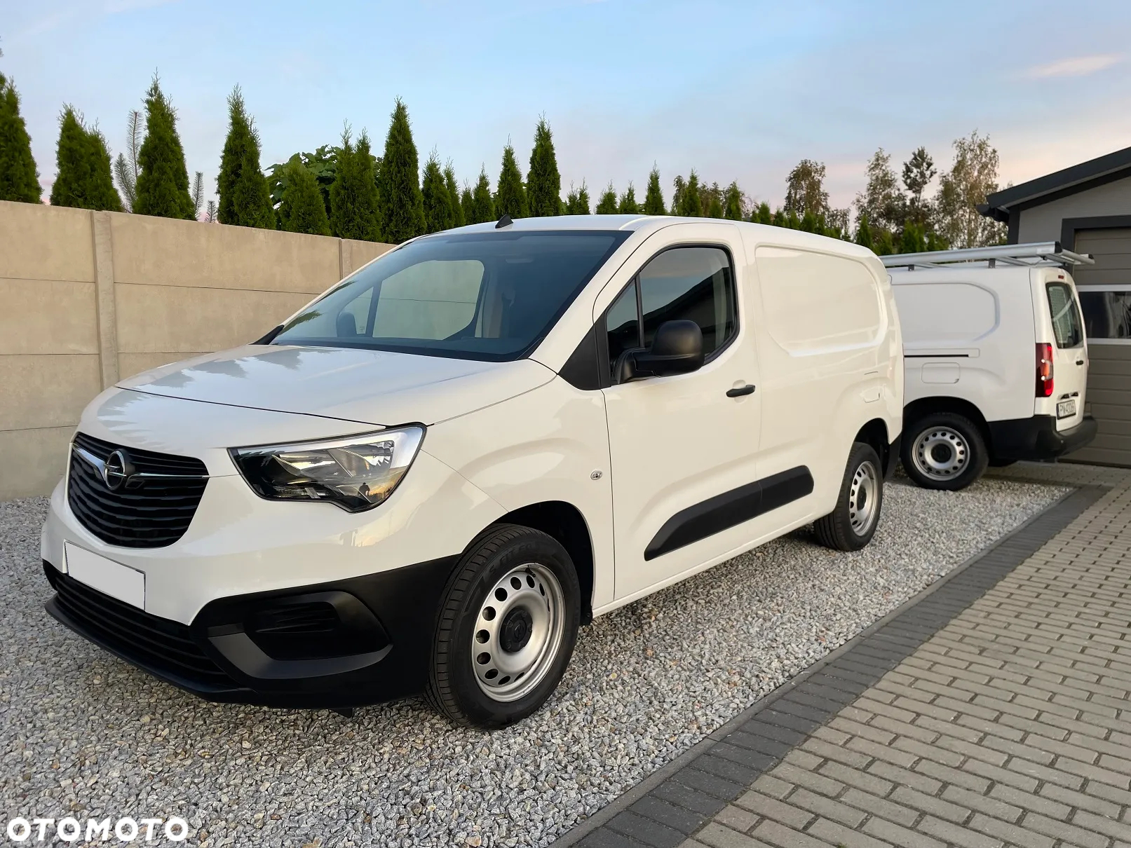 Opel COMBO XL MAXI LOONG 1.5 D 6 Biegów - 4