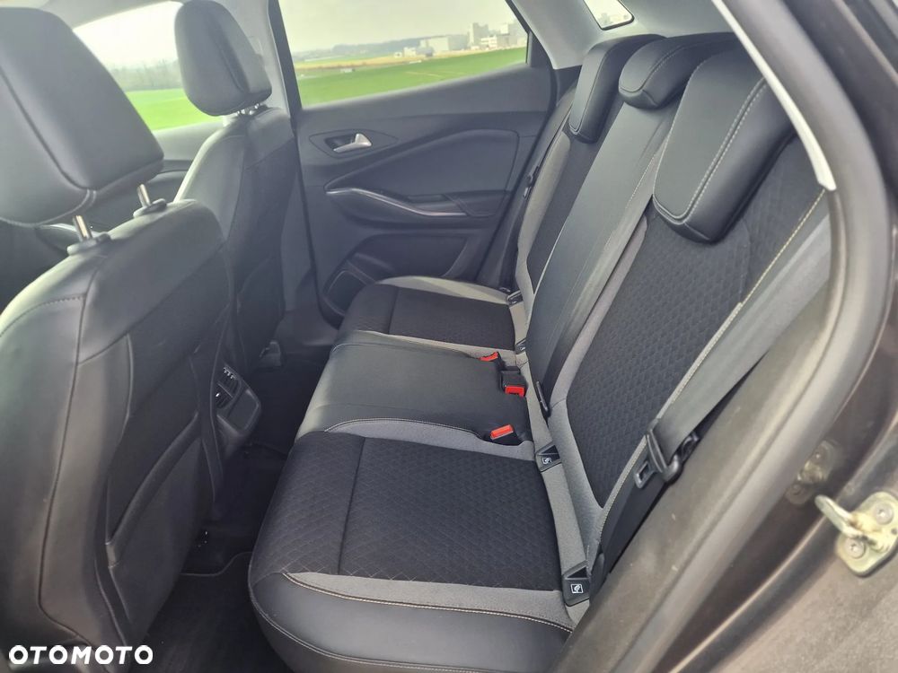 Opel Grandland X 1.2 Start/Stop Design Line - 21