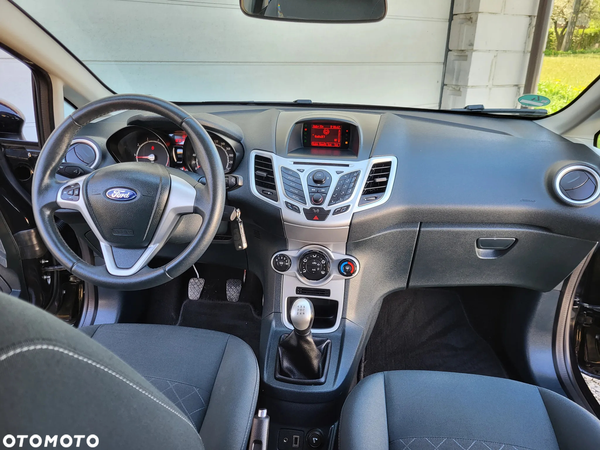 Ford Fiesta 1.25 Ghia - 17