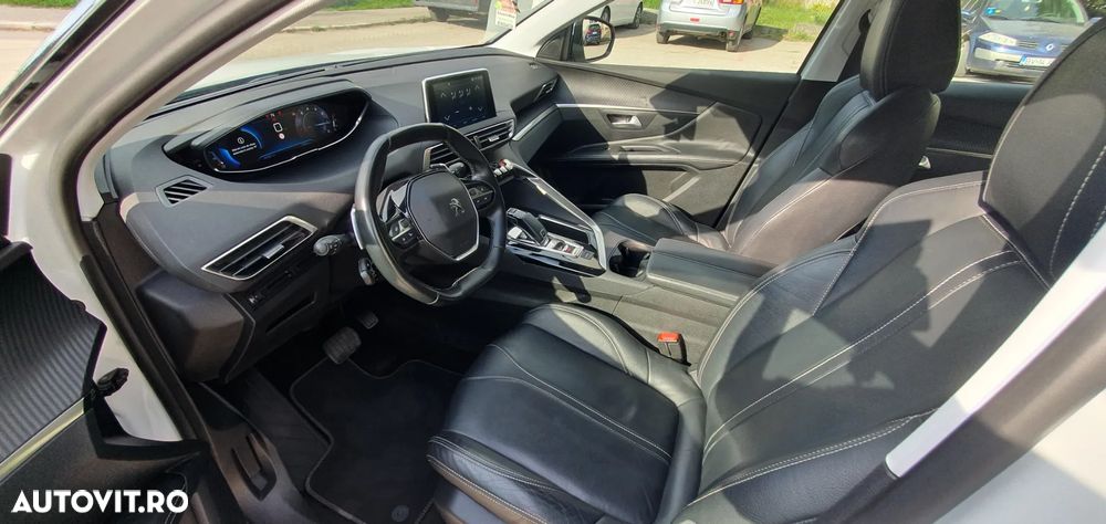Peugeot 3008 PureTech 130 Stop & Start GPF EAT8 Active Business-Paket - 27