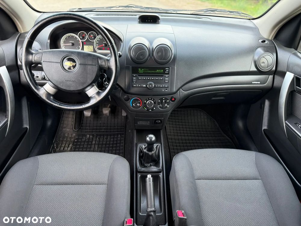 Chevrolet Aveo 1.2 LS - 12
