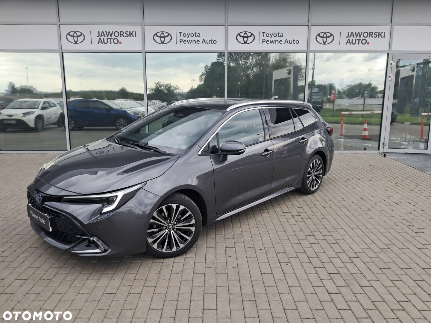 Toyota Corolla - 1