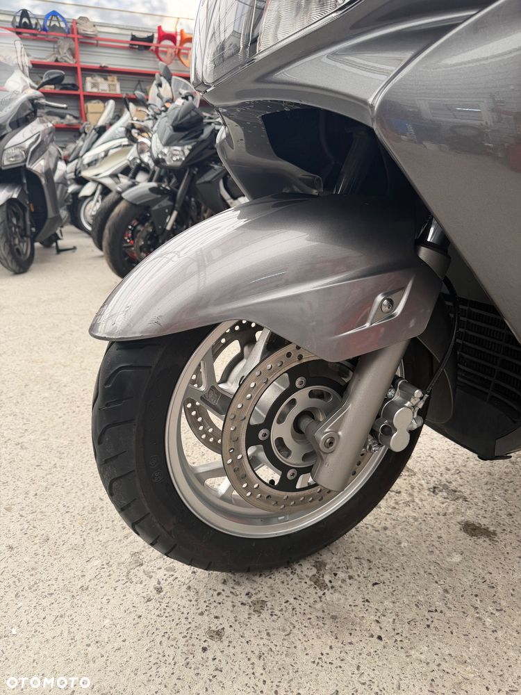 Suzuki Burgman - 14