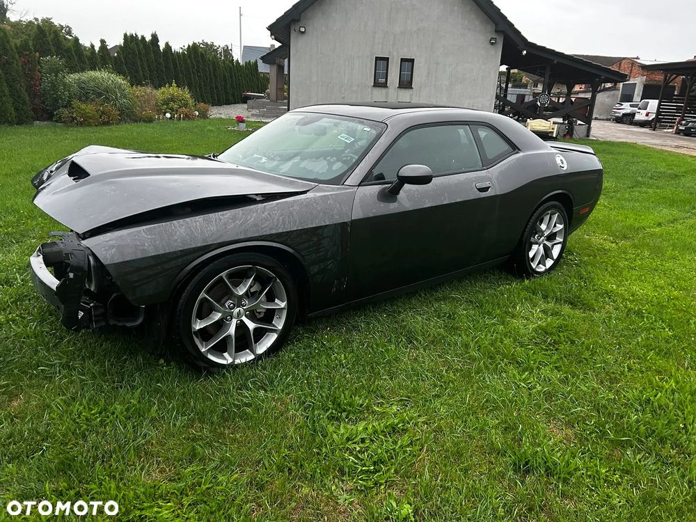 Dodge Challenger - 5
