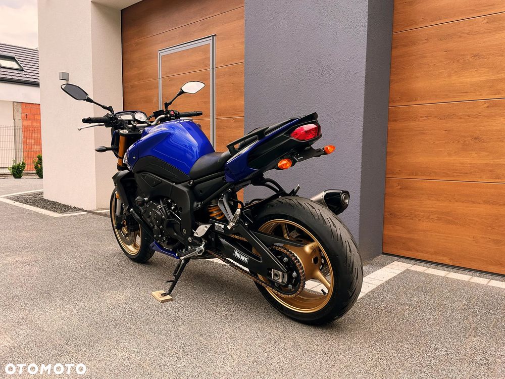 Yamaha FZ8 - 6