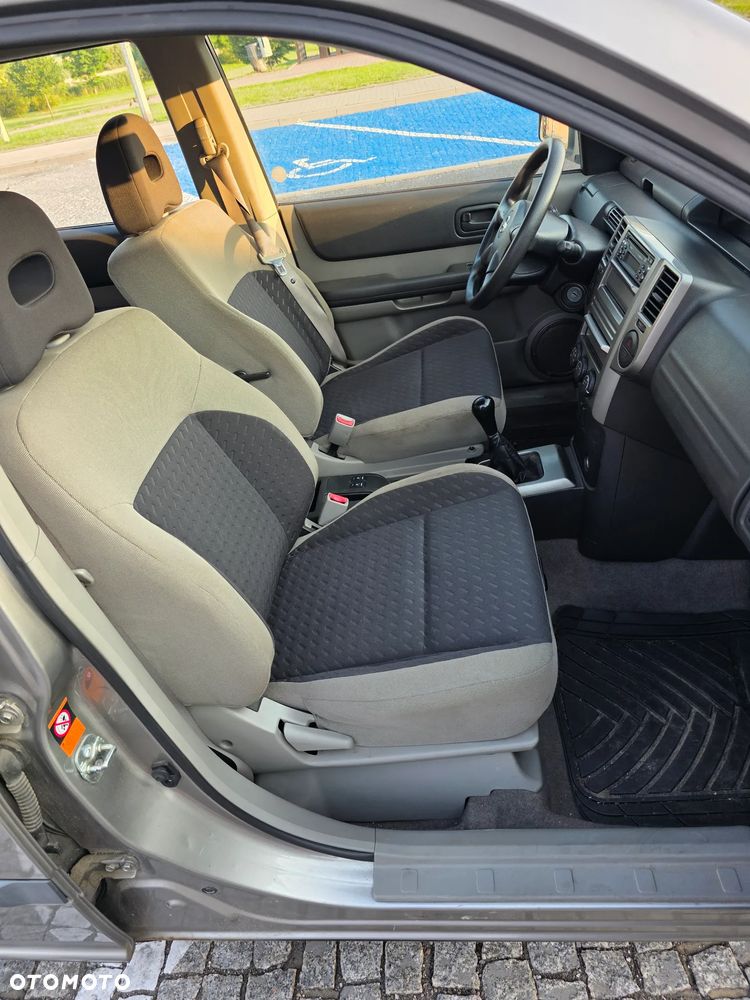 Nissan X-Trail 2.0 Sport + - 9