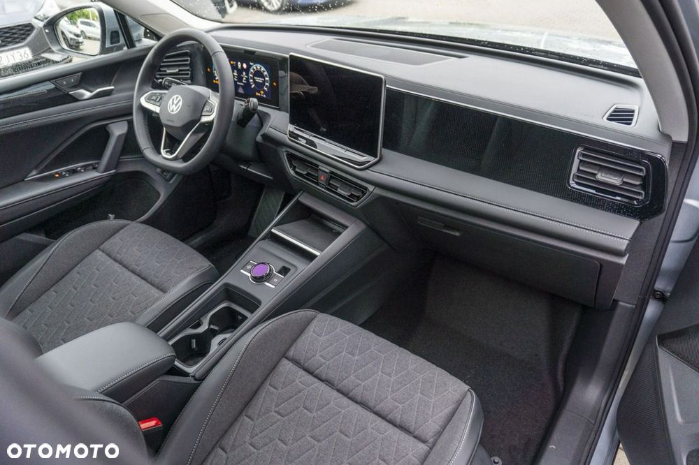 Volkswagen Tiguan - 13