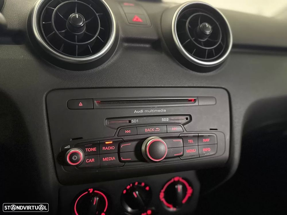 Audi A1 Sportback 1.6 TDI Advance - 27