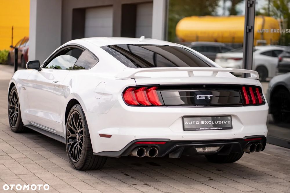 Ford Mustang - 16