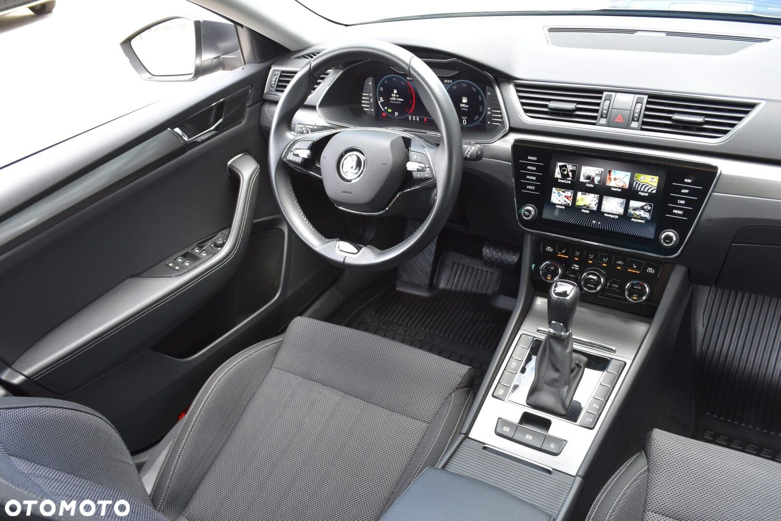 Skoda Superb 2.0 TDI SCR Style DSG - 9