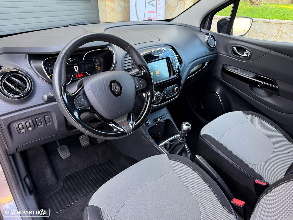 Renault Captur 1.5 dCi - 10