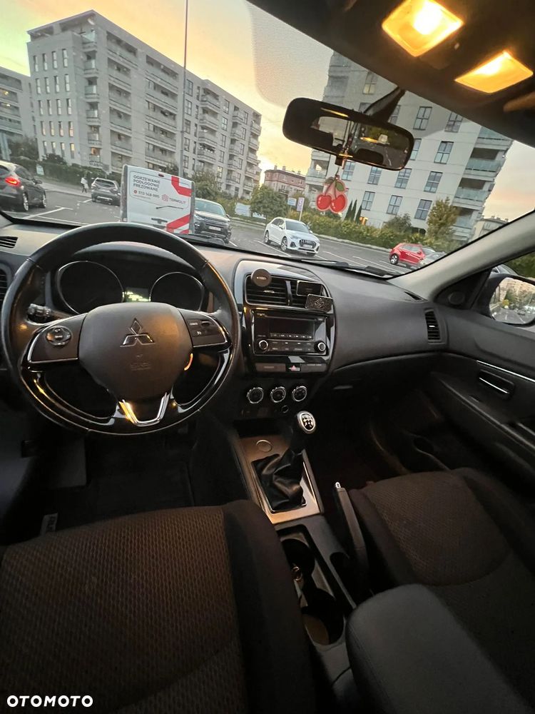 Mitsubishi ASX 1.6 Inform - 15
