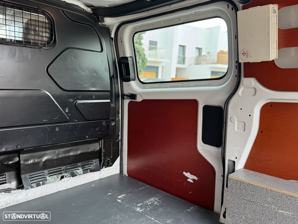 Ford Transit Custom - 11