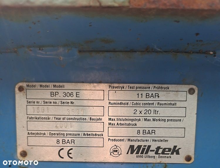 Inny Mil-tek  Dixi - 11