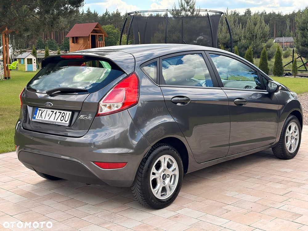 Ford Fiesta 1.25 Champions Edition - 19