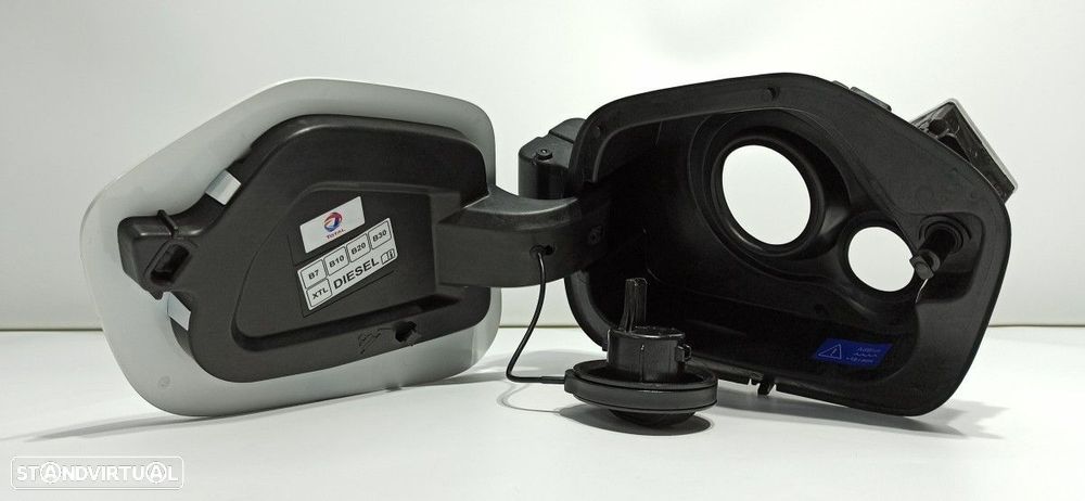 TAMPA DE COMBUSTÍVEL PEUGEOT 208 - 4