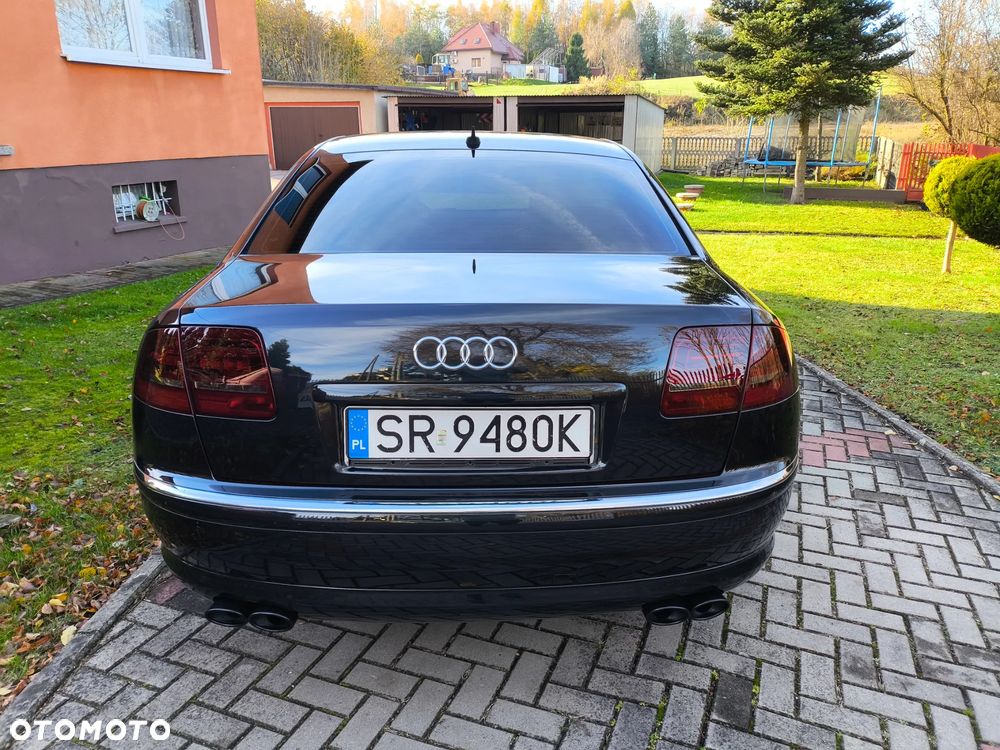 Audi A8 - 7