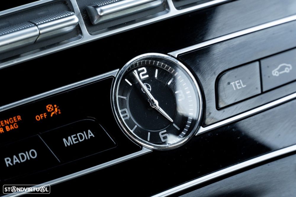 Mercedes-Benz E 220 d Avantgarde - 28