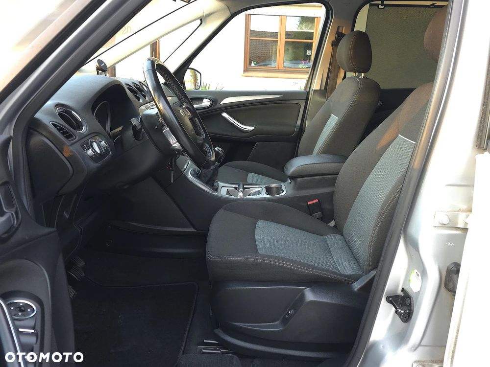 Ford Galaxy 2.0 Business Edition - 14