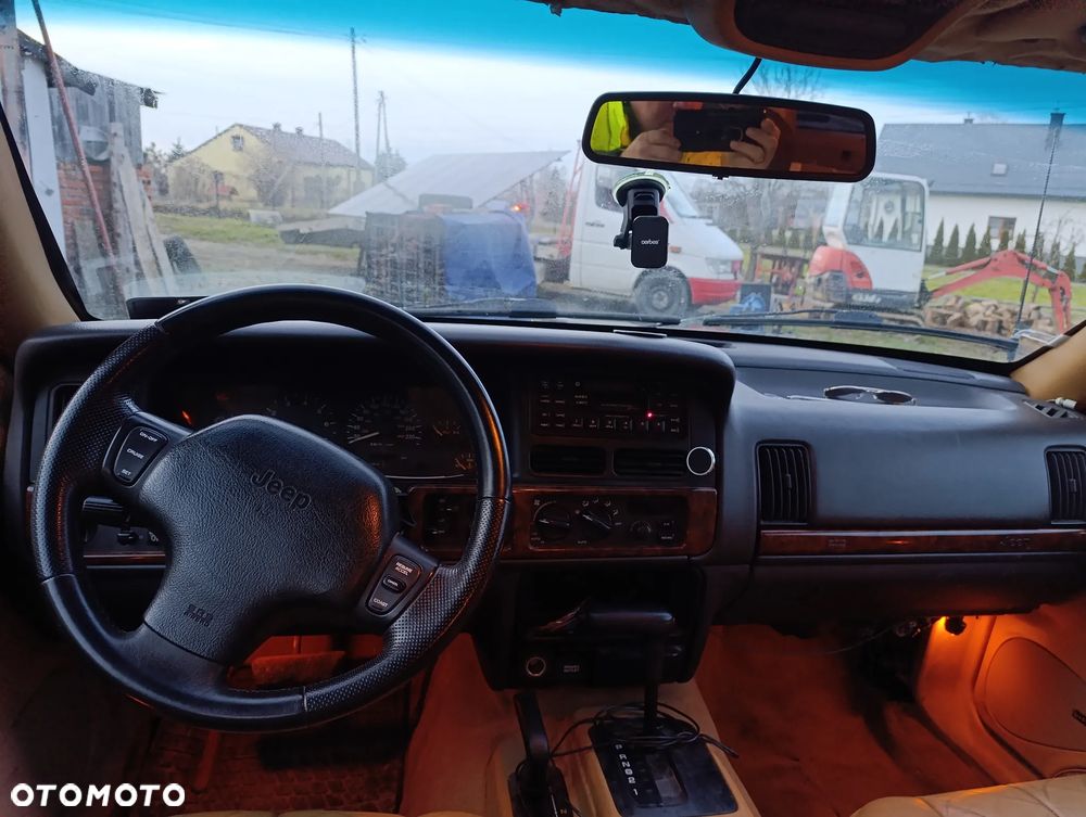 Jeep Grand Cherokee 4.0 Limited - 6