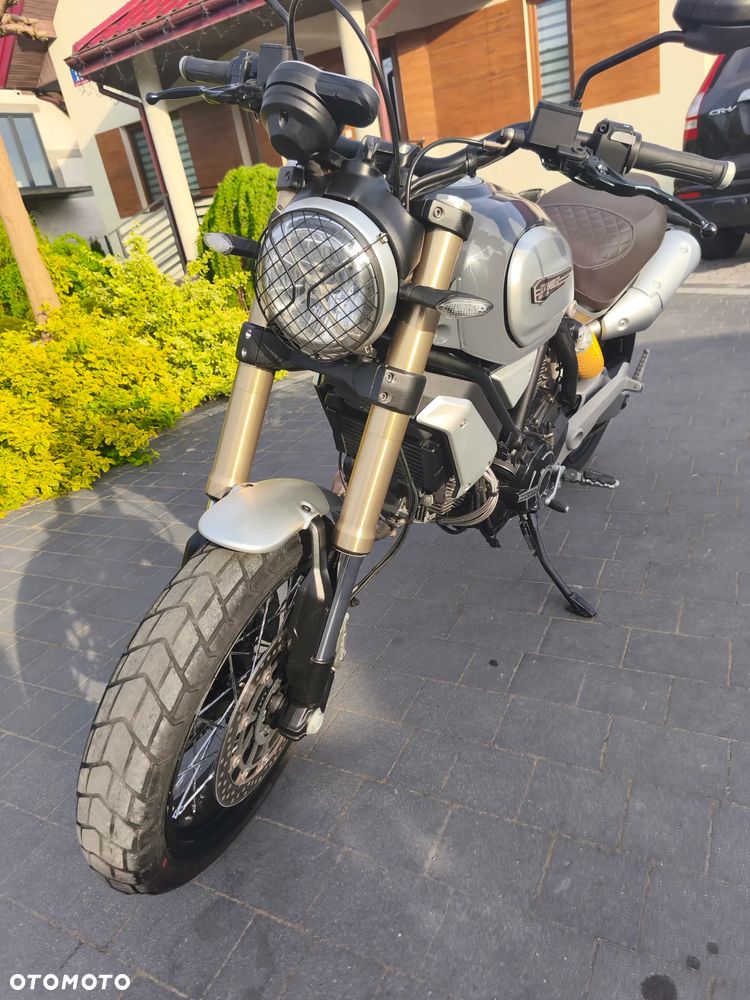 Ducati Scrambler - 10