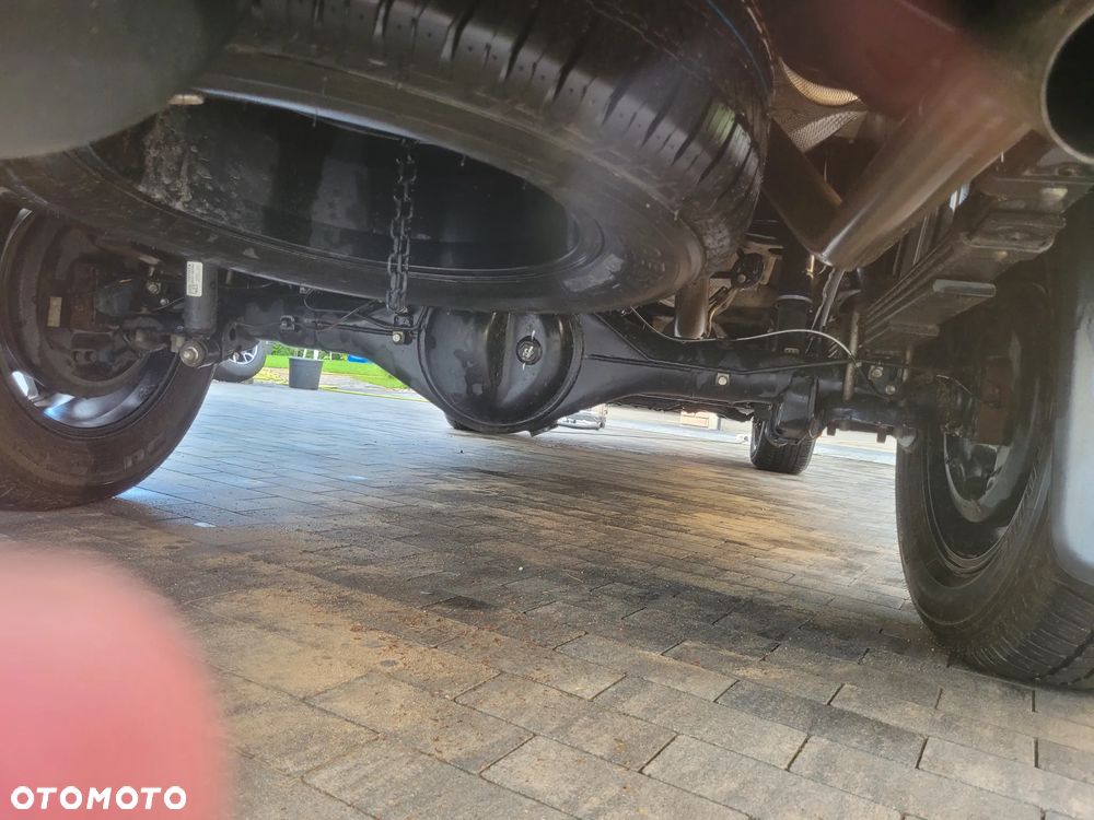 Toyota Hilux 2.8 D-4D Double Cab Invincible 4x4 - 8