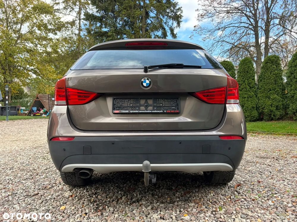 BMW X1 sDrive18d - 10