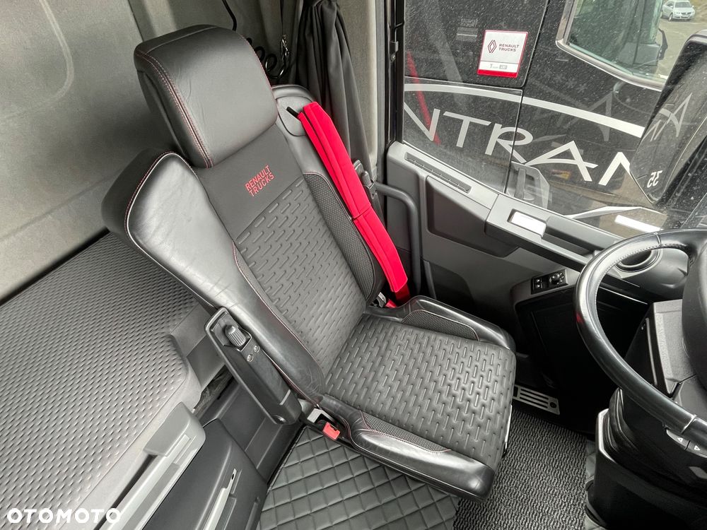 Renault T 520 - 8