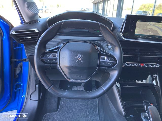 Peugeot e-208 Allure - 15