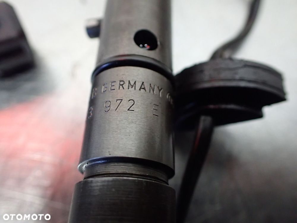 WTRYSK STERUJĄCY AUDI A6 C5 059130202B 0432133823 - 9