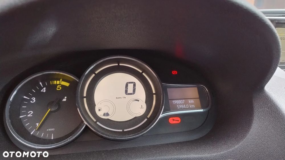 Renault Megane 1.6 dCi Energy Privilege - 8