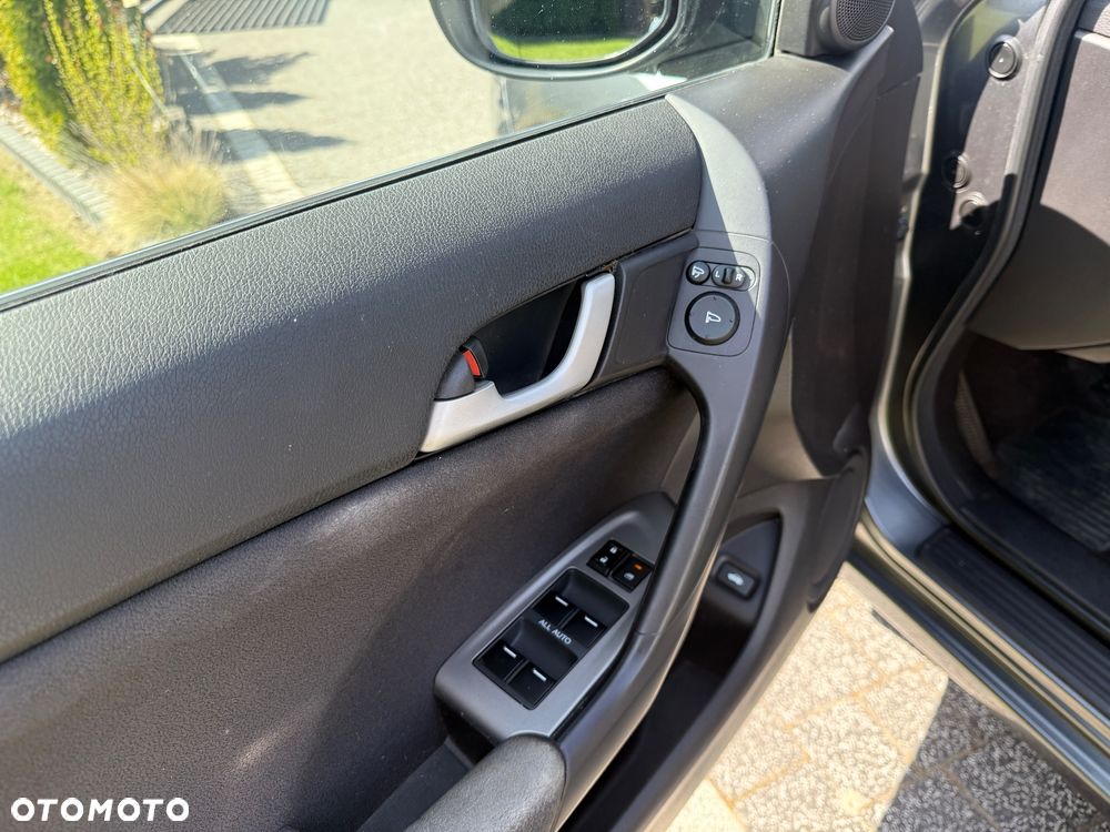 Honda Accord 2.0 Automatik Elegance - 14