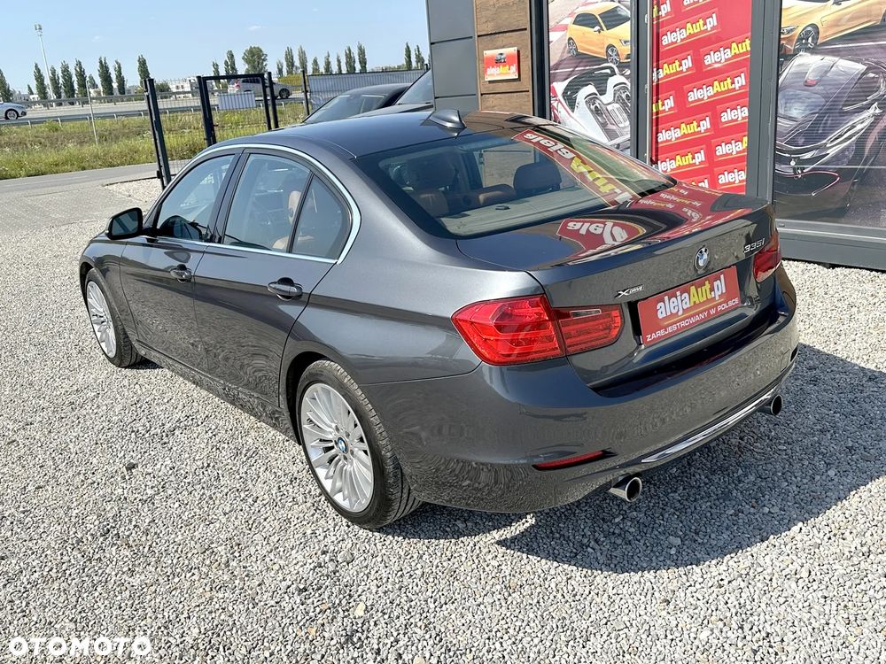 BMW Seria 3 335i xDrive Luxury Line - 5