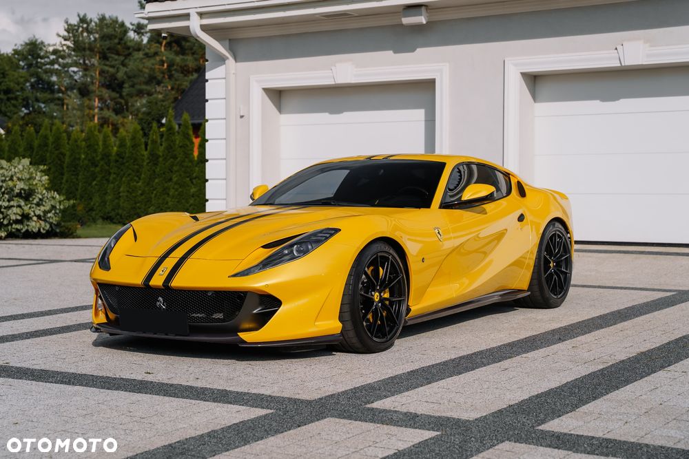 Ferrari 812 Superfast - 3