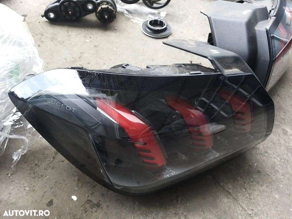 Stop Dreapta Si Stanga 800/buc cod: 9823216880 pentru Peugeot 208 1.2 THP Benzina an dupa 2019 - 1