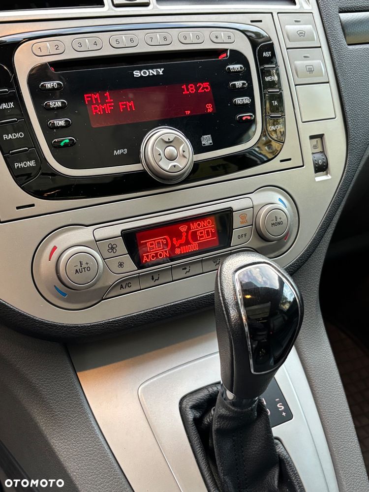 Ford Kuga 2.0 TDCi 4WD Titanium - 14