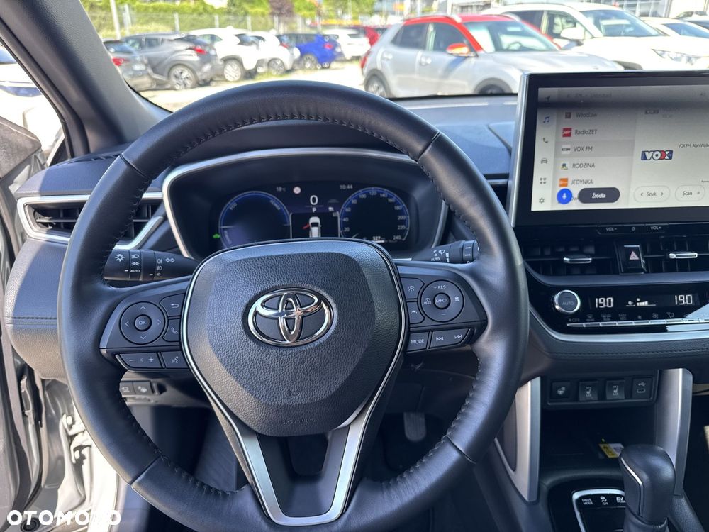 Toyota Corolla Cross 2.0 Hybrid Executive - 16