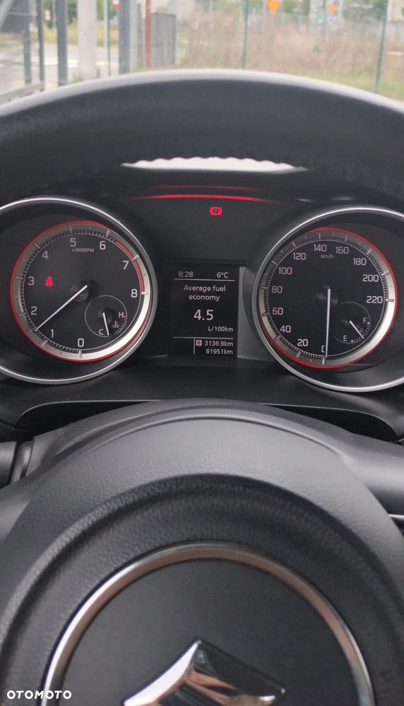 Suzuki Swift 1.2 Dualjet SHVS Premium - 8